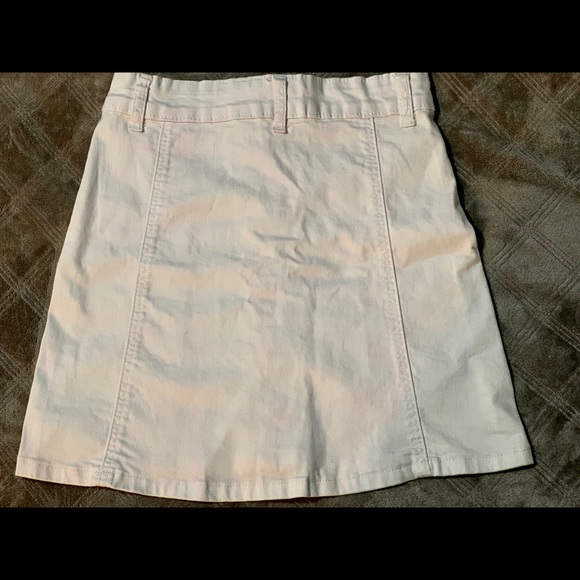 Mini Skirt - Picture 4 of 4